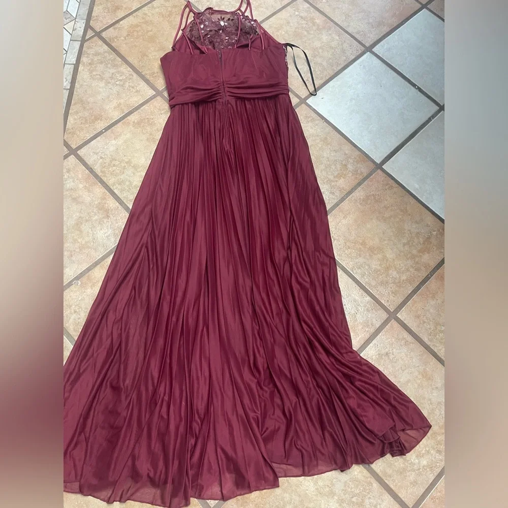 B Darlin Burgundy Lace Prom Dress - Picture 4 of 7
